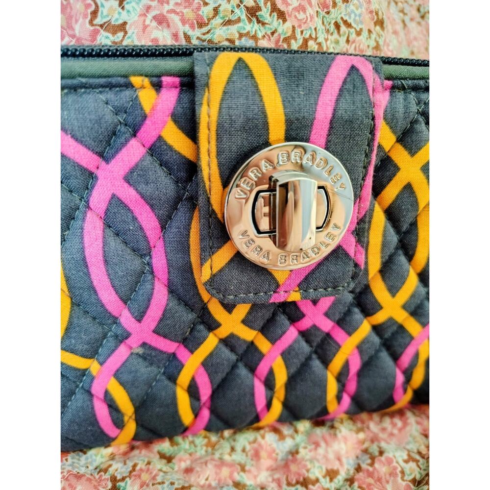 Vera Bradley Jazzy Swirls Turnlock Wallet NWT Pink Orange Gray MSRP $49 - Picture 2 of 12